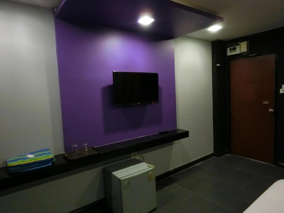 Newyork Suite Hotel Ban Ko  Экстерьер фото