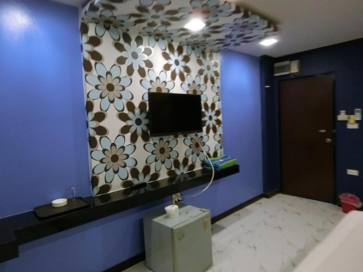 Newyork Suite Hotel Ban Ko  Экстерьер фото
