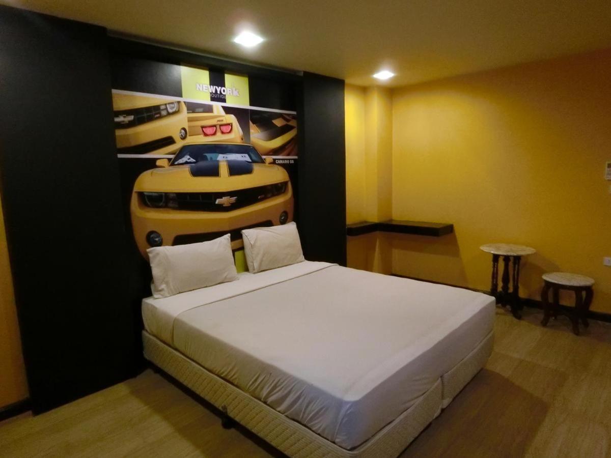 Newyork Suite Hotel Ban Ko  Экстерьер фото